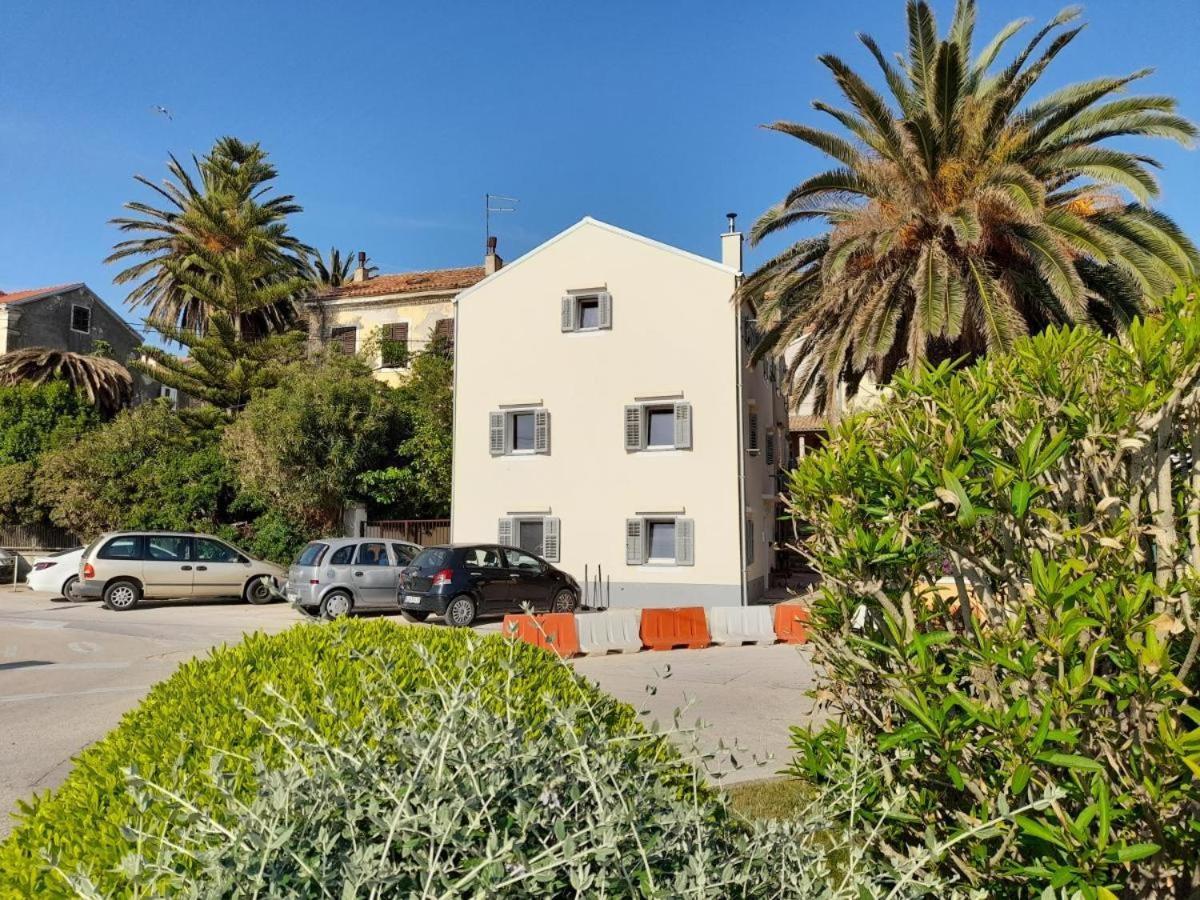 Apartman Tea Mali Lošinj Exterior foto